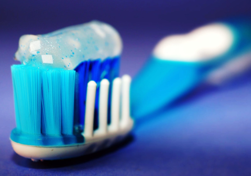 blue-crystal-toothpaste-on-a-blue-toothbrush