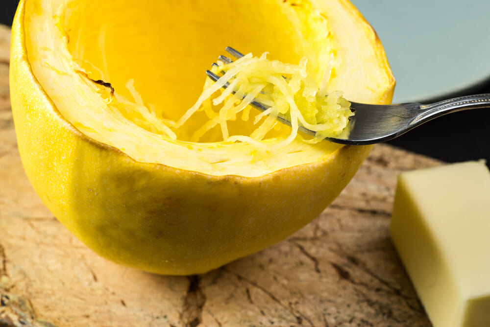 small amounts of spaghetti squash will benefit dog with vitamins and minerals