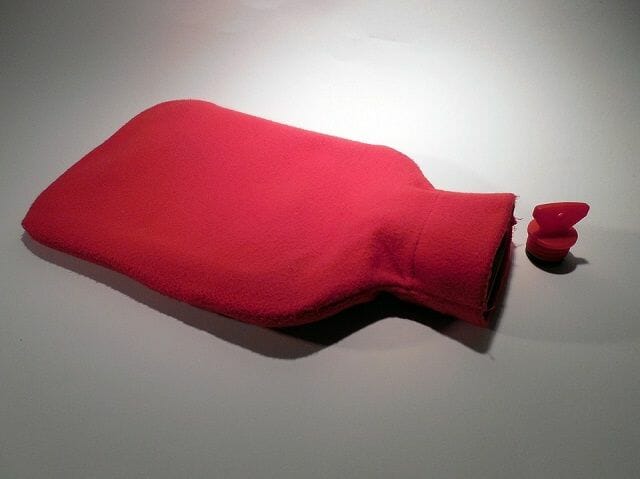 hot water bottles can be used for dog houses